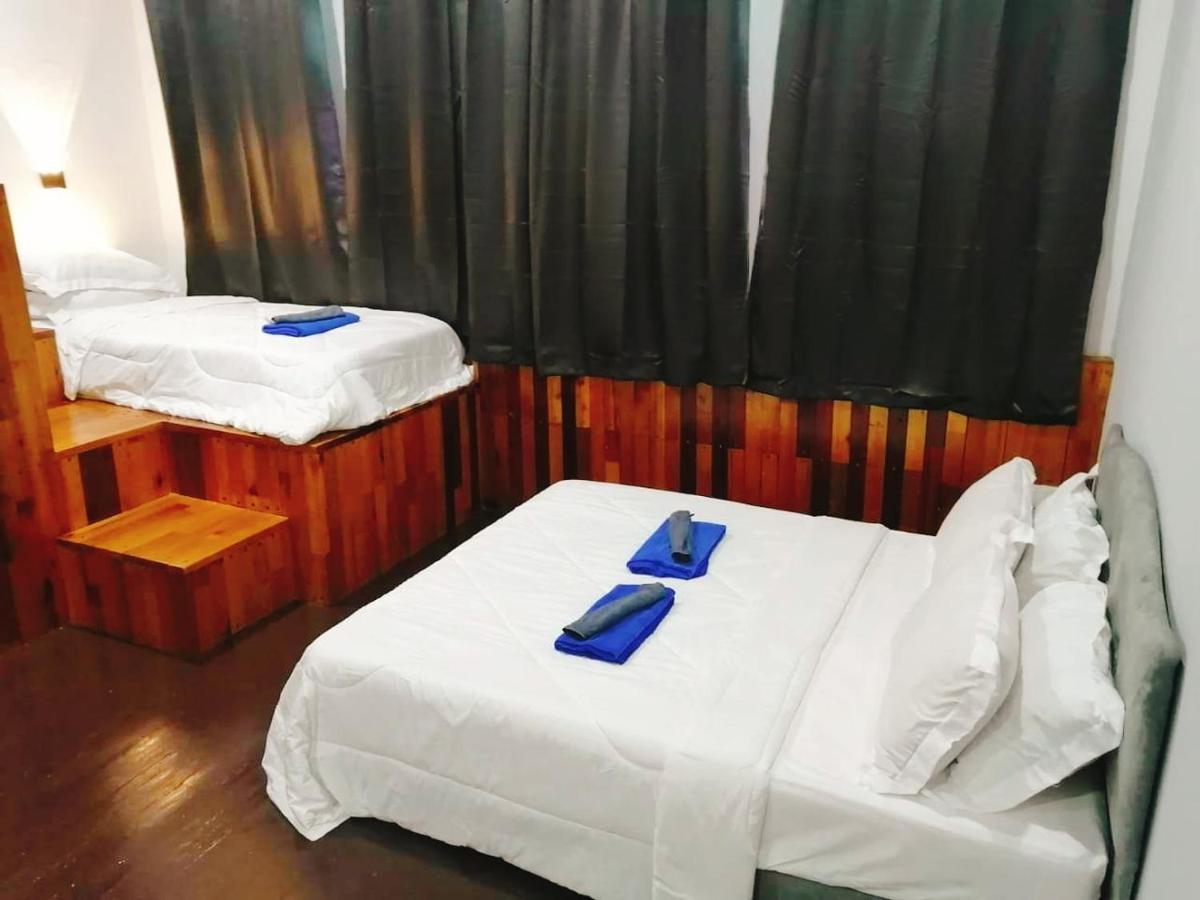 Sungai Ujong Home Stay Джорджтаун Екстер'єр фото
